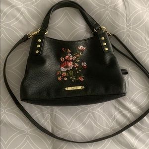 Embroidered purse 🌸 🧵